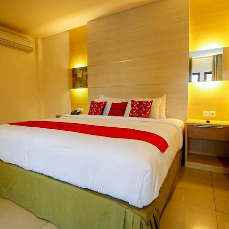 Reddoorz Plus Near Universitas Lambung Mangkurat Banjarmasin  Exterior photo