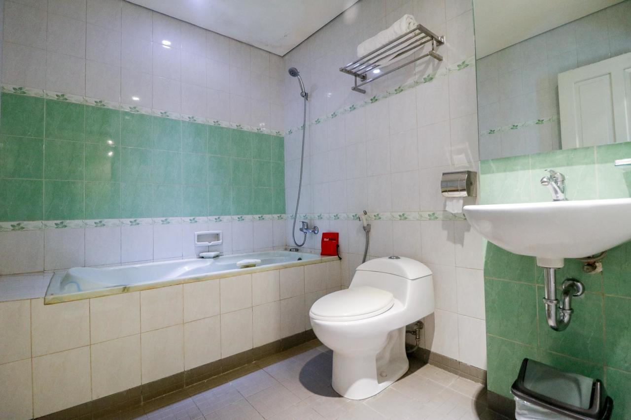 Reddoorz Plus Near Universitas Lambung Mangkurat Banjarmasin  Exterior photo