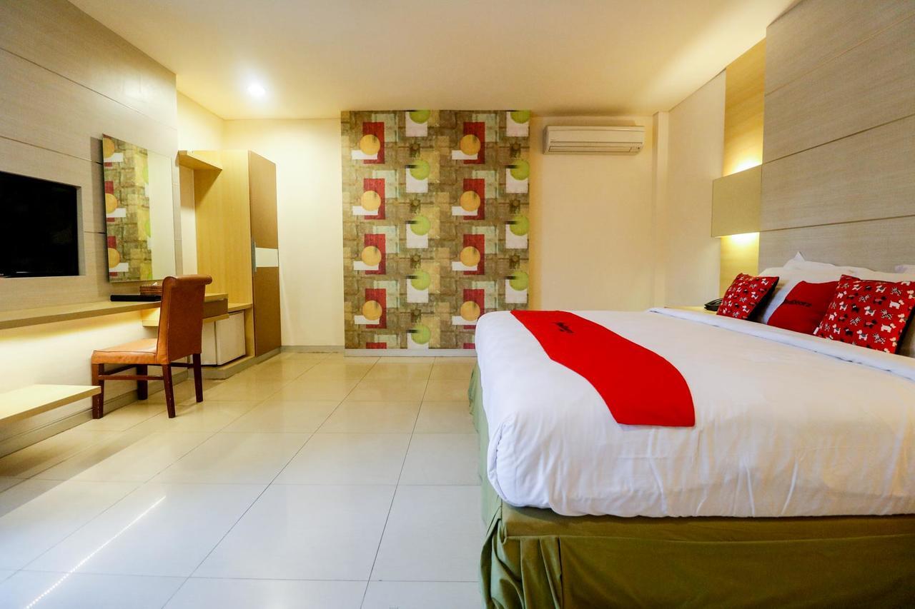 Reddoorz Plus Near Universitas Lambung Mangkurat Banjarmasin  Exterior photo